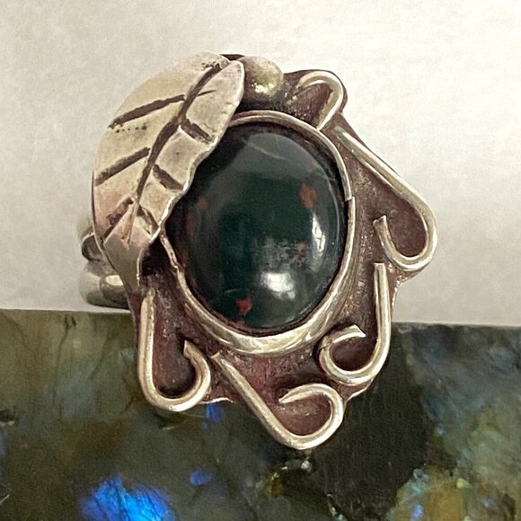 VTG Sterling Silver 925 Southwest Style Oval Deep Green Bloodstone Ring Sz 4.5 - Picture 8 of 16